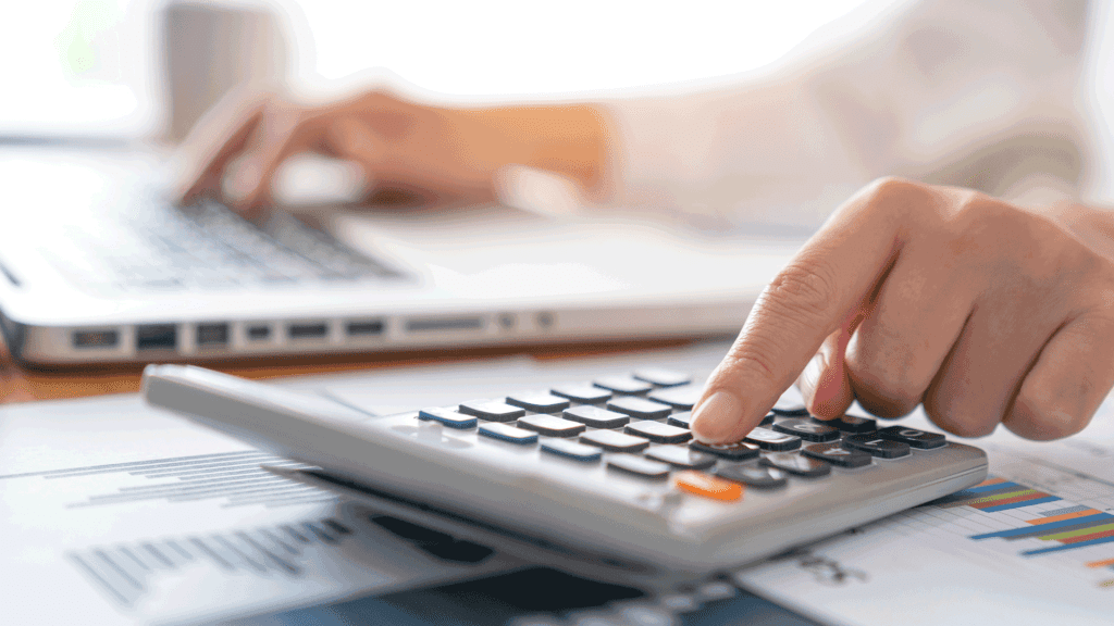 What is the minimal amount of Contribution for acquiring a PAG House loan?